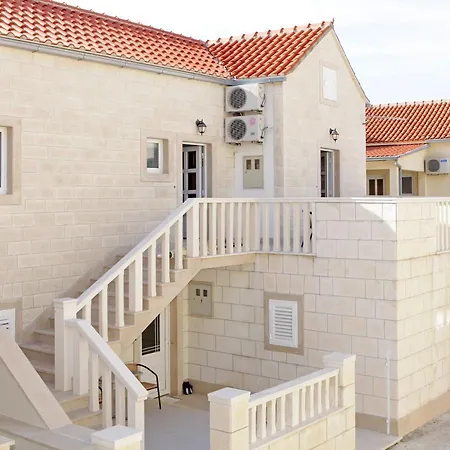 Apartman Lidija